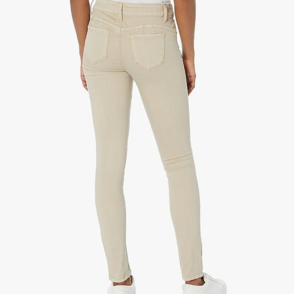 CG Jeans | Soft and Fit Skinny Jeans Stretch Comfort Mid Rise | Juniors Size 5 - Picture 5 of 6